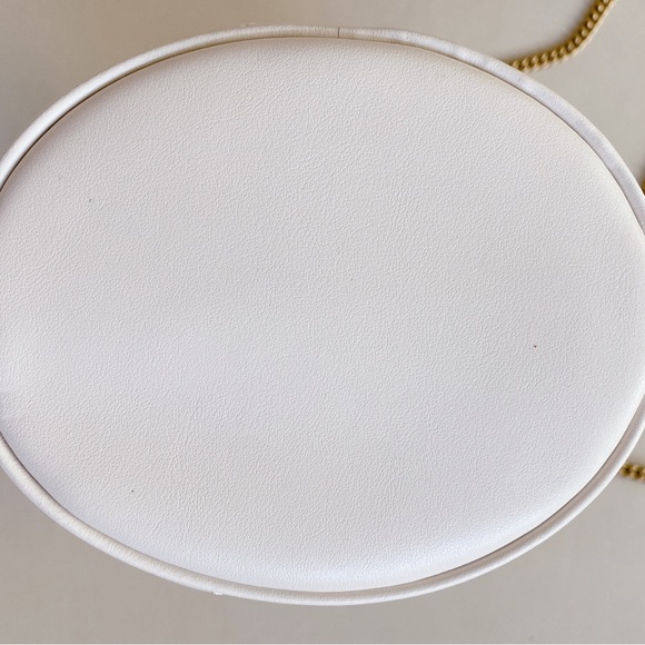 GG MARMONT MINI BUCKET BAG in white - Picture 5 of 10